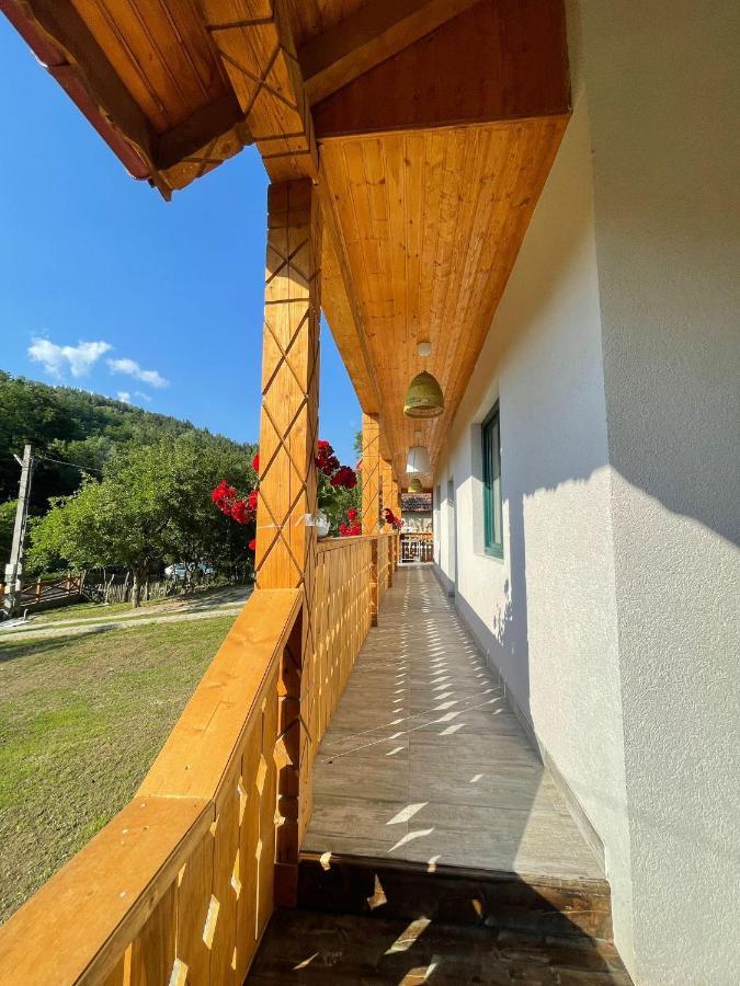 Casa Lila Bed & Breakfast Colti ภายนอก รูปภาพ
